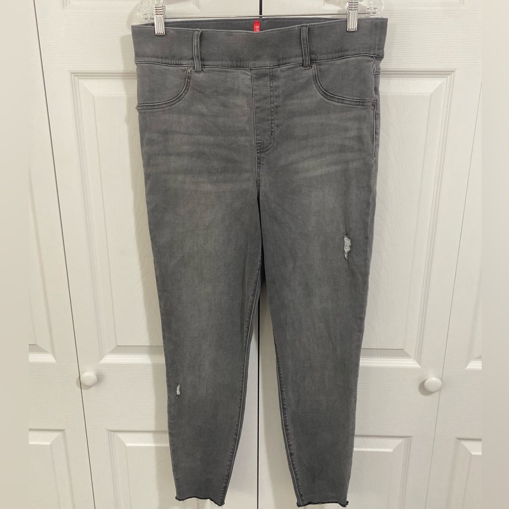 SPANX Gray Distressed Women Jeans